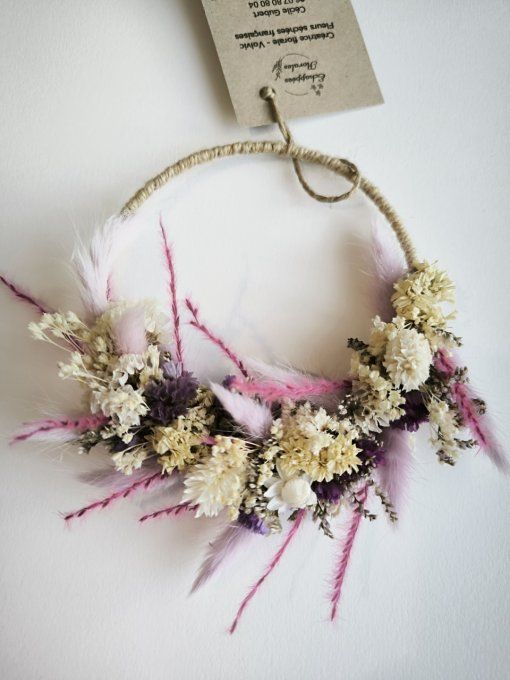 Mini-couronne sous les lilas